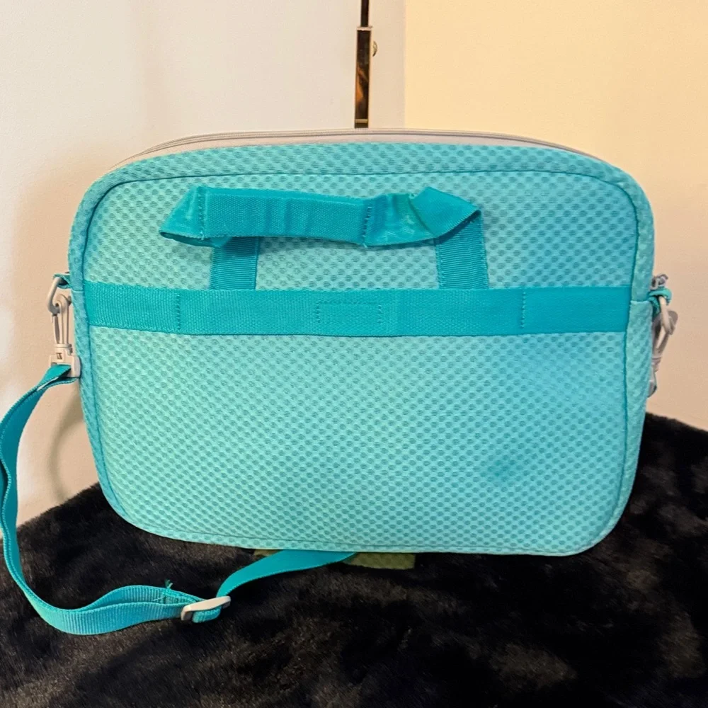 American Tourister Aqua Travel Laptop Case
